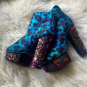 Cheetah zip up boots